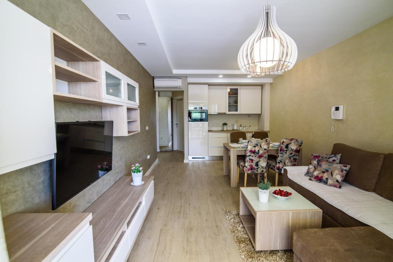 Apartments Leone Lukas โพรไมนา ห้อง รูปภาพ