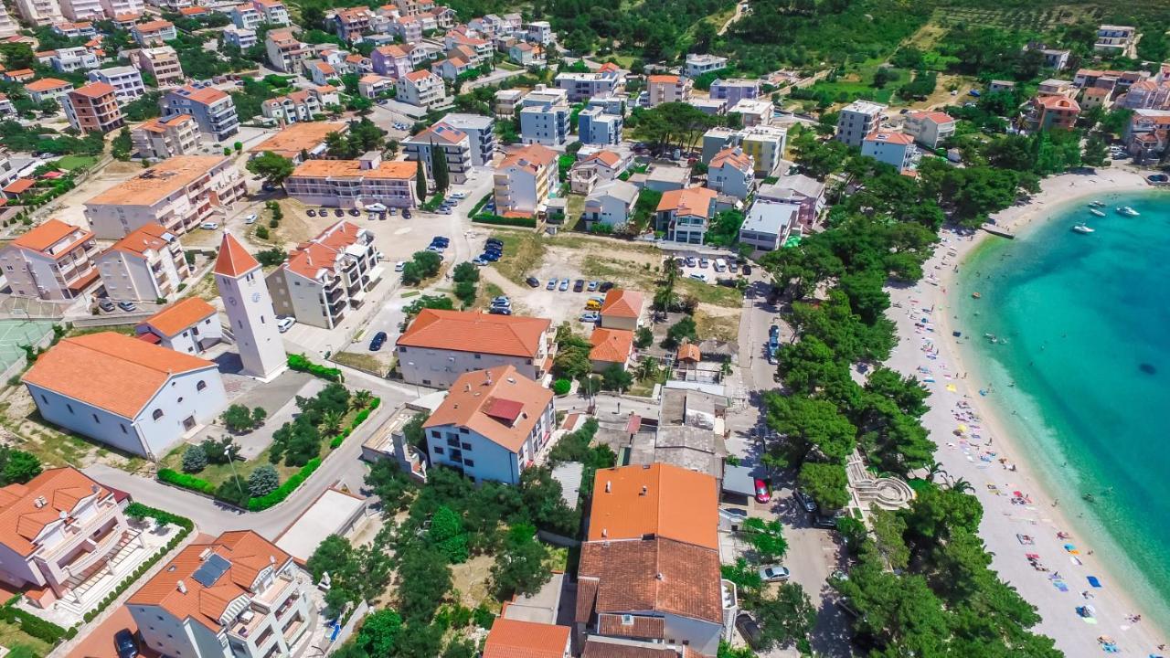 Apartments Leone Lukas โพรไมนา ภายนอก รูปภาพ