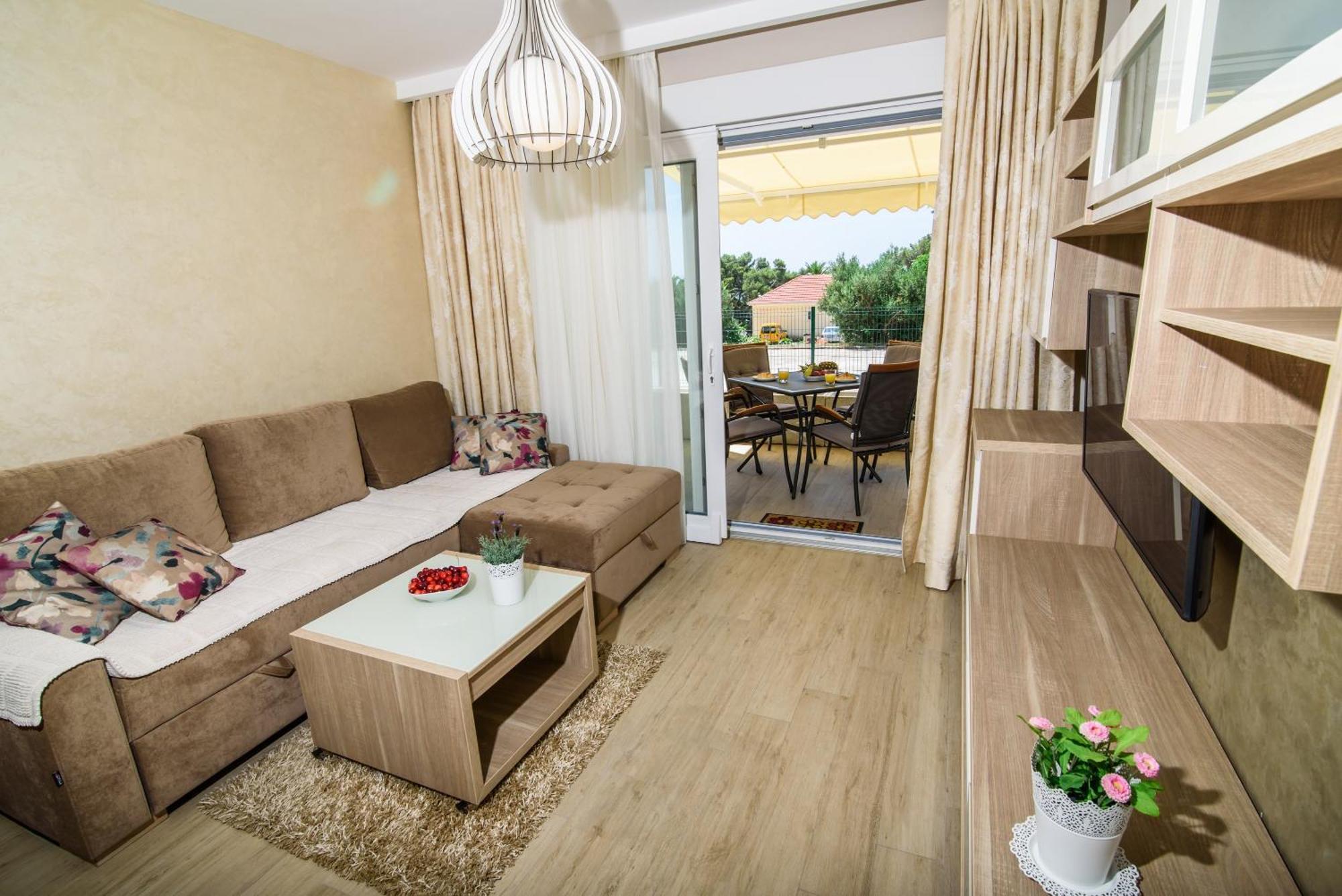 Apartments Leone Lukas โพรไมนา ห้อง รูปภาพ