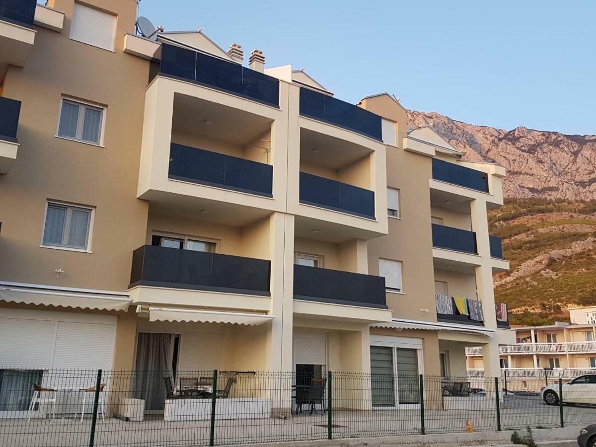 Apartments Leone Lukas โพรไมนา ภายนอก รูปภาพ